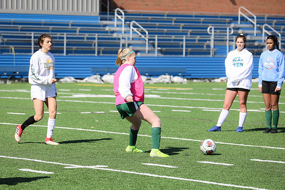 20200307 WV Girls Soccer Practice-161
