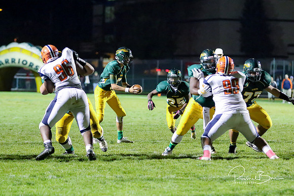 20161014 WV Football vs Naperville North_150
