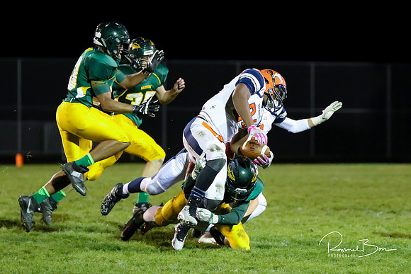 20161014 WV Football vs Naperville North_039