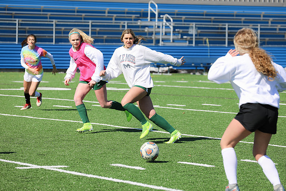 20200307 WV Girls Soccer Practice-199