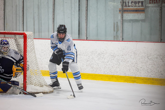 20241123 Varsity Oswego-123