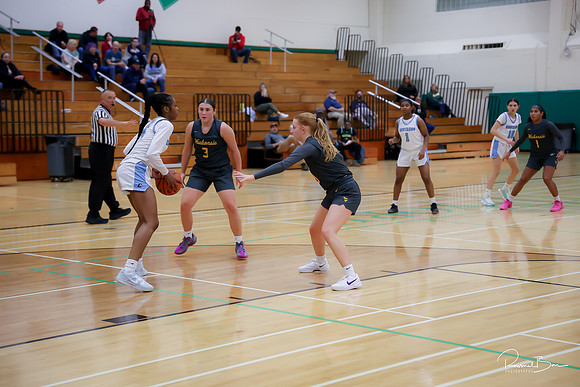 20241121 Downers Grove South-84