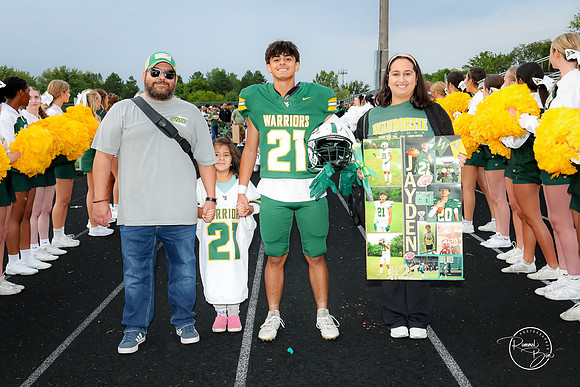 2026 Senior Football Families-3