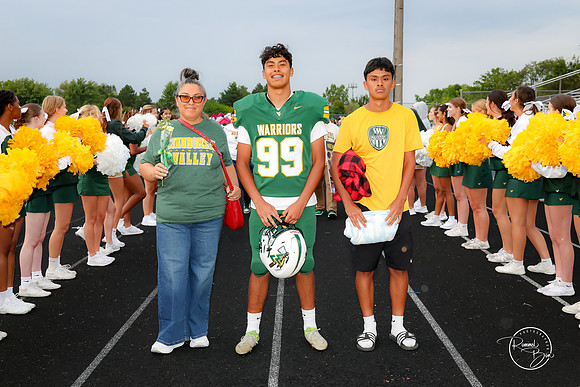 2026 Senior Football Families-17
