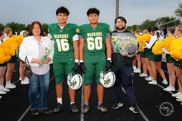 2026 Senior Football Families-29