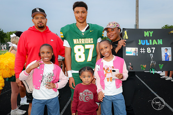 2026 Senior Football Families-48