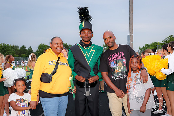 2026 Senior Marching Band Families-8