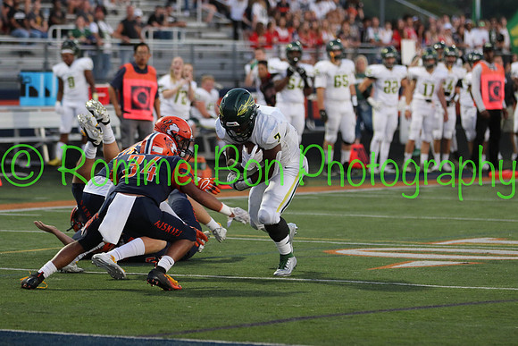201910920 WV Football vs Naperville North-7