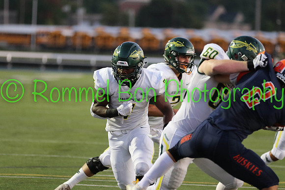 201910920 WV Football vs Naperville North-13