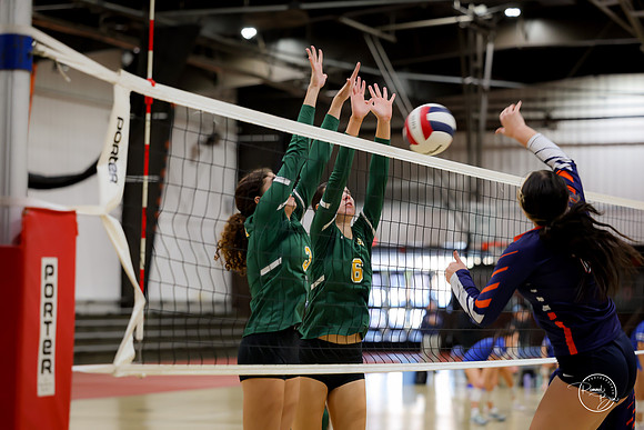 20251011 St Charles East Invite-56