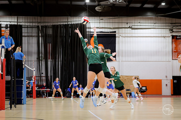 20251011 St Charles East Invite-120