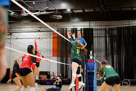 20251011 St Charles East Invite-180