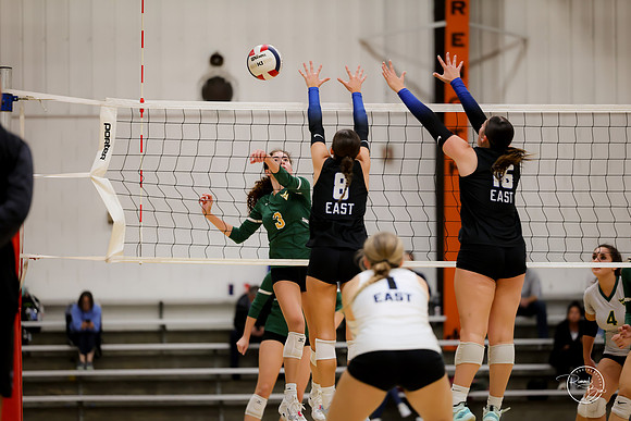 20251011 St Charles East Invite-200
