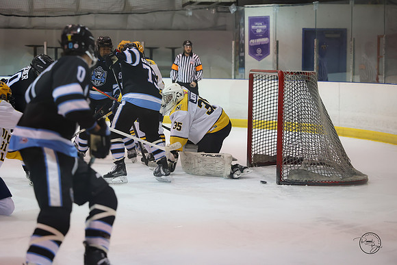 20251111 Neuqua Valley Varsity-26