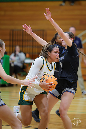 20251117 Oswego East-70