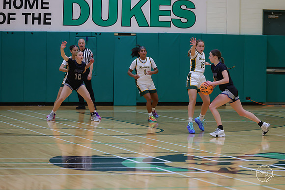 20251117 Oswego East-88
