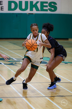 20251117 Oswego East-106