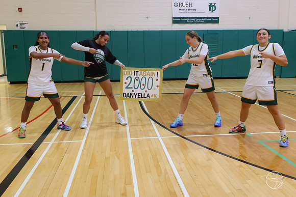 20251117 Oswego East-129