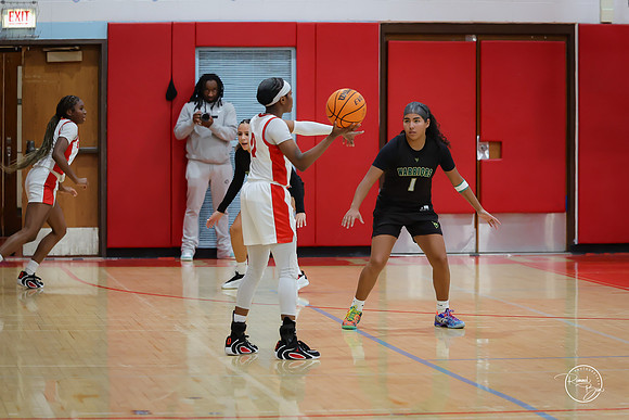 20251213 Kenwood Academy-30
