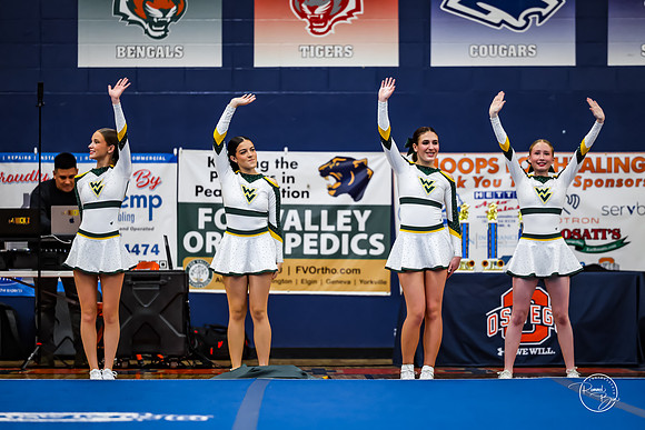 202512120 Varsity Cheer Oswego Invite-5