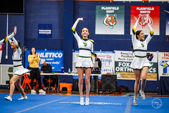 202512120 Varsity Cheer Oswego Invite-11