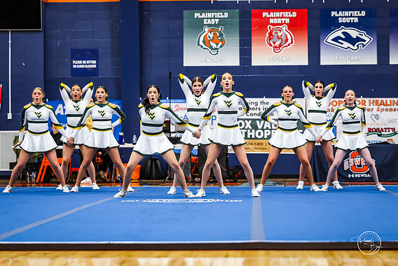 202512120 Varsity Cheer Oswego Invite-18
