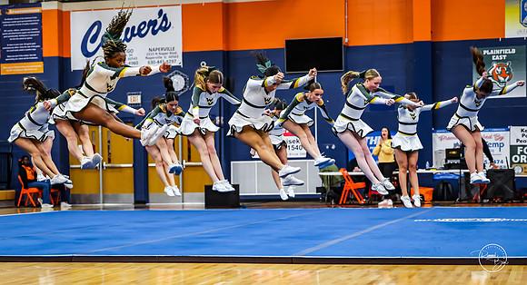 202512120 Varsity Cheer Oswego Invite-54