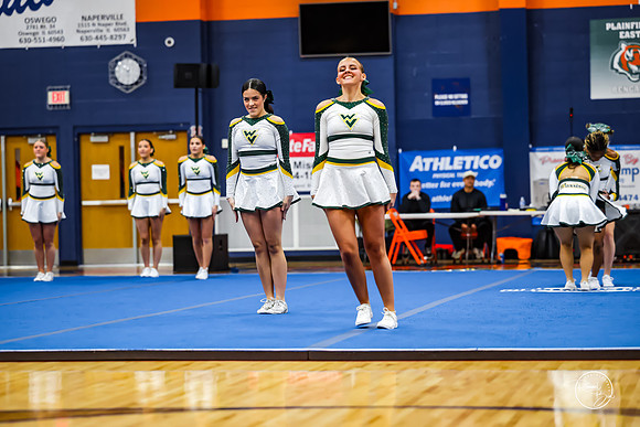 202512120 Varsity Cheer Oswego Invite-74