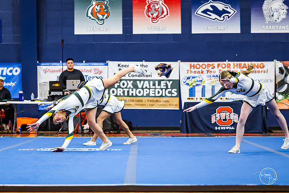 202512120 Varsity Cheer Oswego Invite-76
