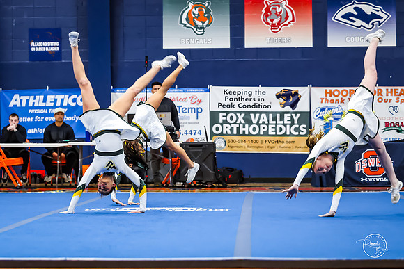 202512120 Varsity Cheer Oswego Invite-79