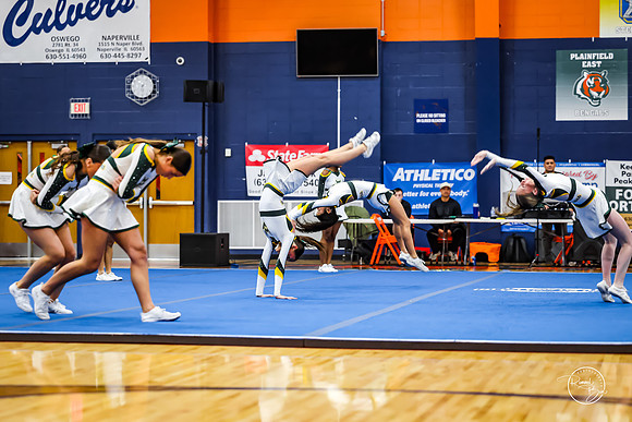 202512120 Varsity Cheer Oswego Invite-81