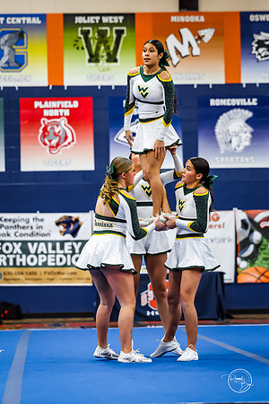 202512120 Varsity Cheer Oswego Invite-104