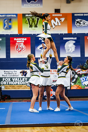 202512120 Varsity Cheer Oswego Invite-107