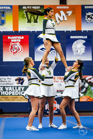 202512120 Varsity Cheer Oswego Invite-108