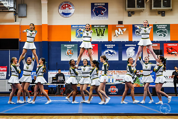 202512120 Varsity Cheer Oswego Invite-113