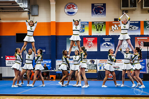 202512120 Varsity Cheer Oswego Invite-114