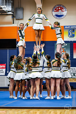 202512120 Varsity Cheer Oswego Invite-159