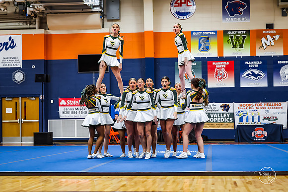 202512120 Varsity Cheer Oswego Invite-160