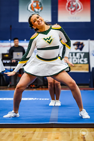202512120 Varsity Cheer Oswego Invite-172