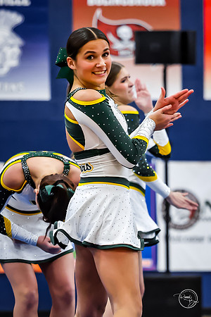 202512120 Varsity Cheer Oswego Invite-179