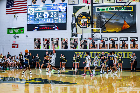 20251219 Neuqua Valley-18