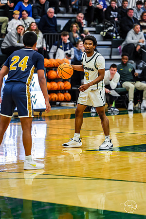20251219 Neuqua Valley-39