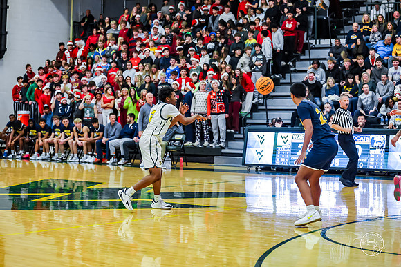 20251219 Neuqua Valley-46