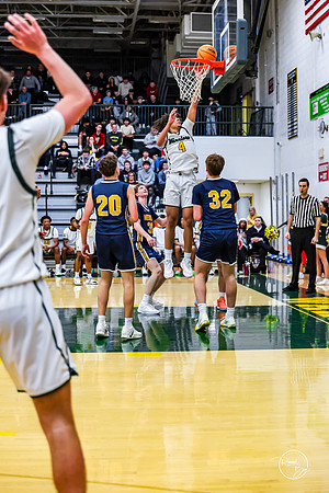 20251219 Neuqua Valley-56