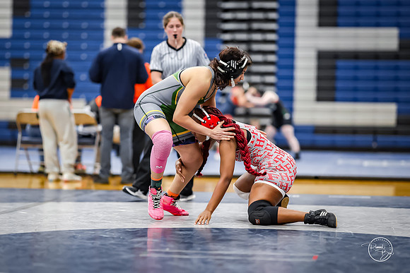 20260103  Girls Wrestling Oswego Invite-22