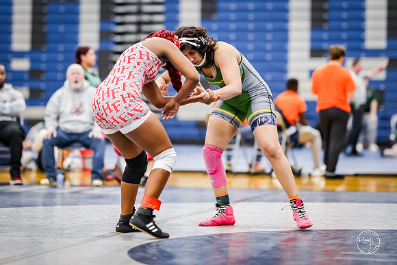 20260103  Girls Wrestling Oswego Invite-28