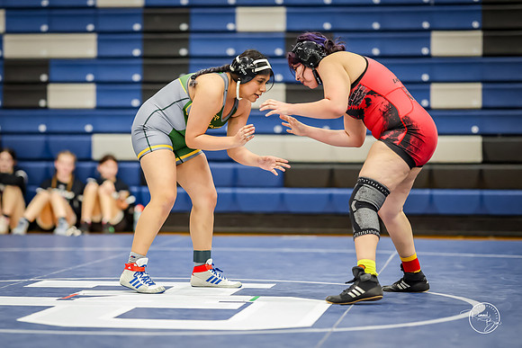 20260103  Girls Wrestling Oswego Invite-32