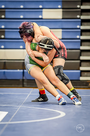 20260103  Girls Wrestling Oswego Invite-35