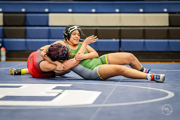 20260103  Girls Wrestling Oswego Invite-39