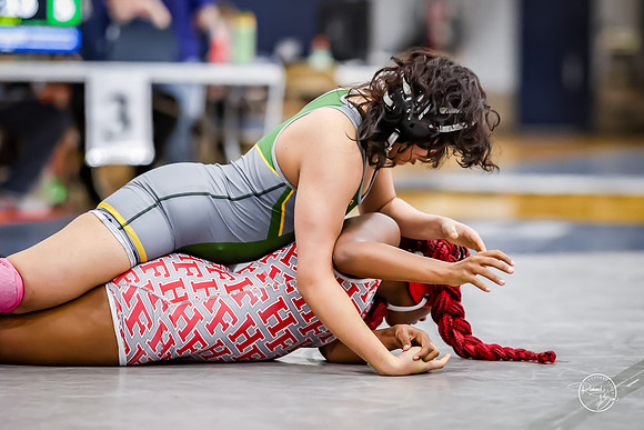 20260103  Girls Wrestling Oswego Invite-43